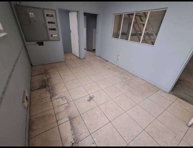 875M² WORKSHOP TO LET IN DUNCANVILLE